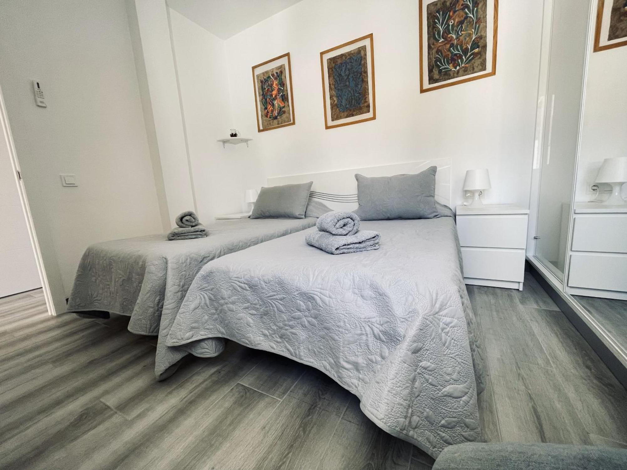 Newly Renovated Apartment With 2 Terrace, 2 Bedroom, 5Min Beach 圣地亚哥港 外观 照片